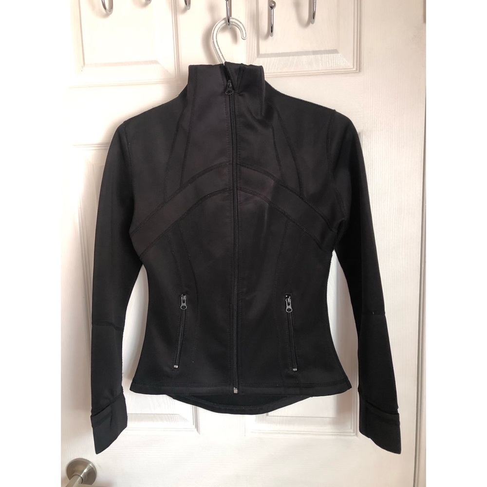 Lululemon black define jacket with back vents